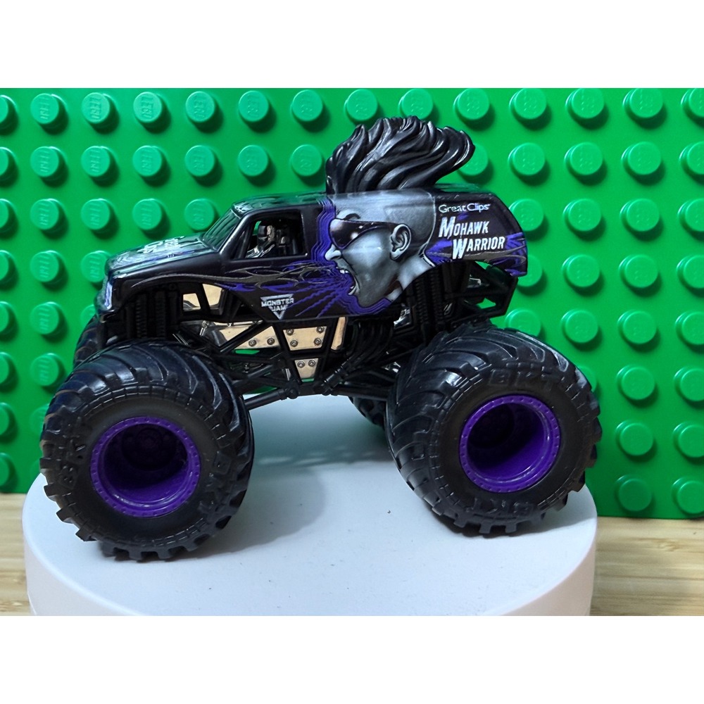 Monster Jam Great Clips Mohawk Warrior 1:64 Die-Cast Truck Black Purple